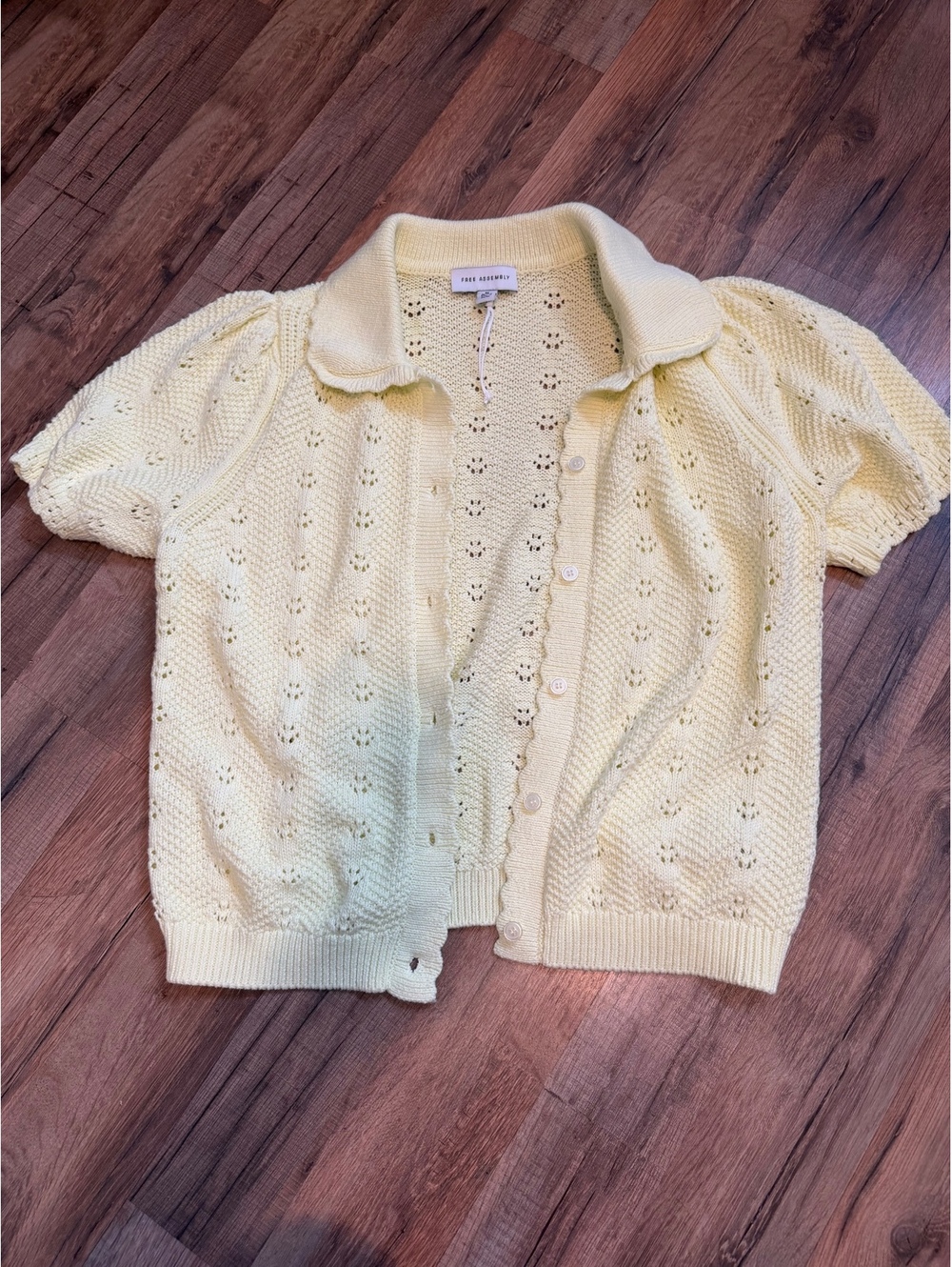 Grannycore Medium Women’s Sweater Brighter Yellow than Pictured